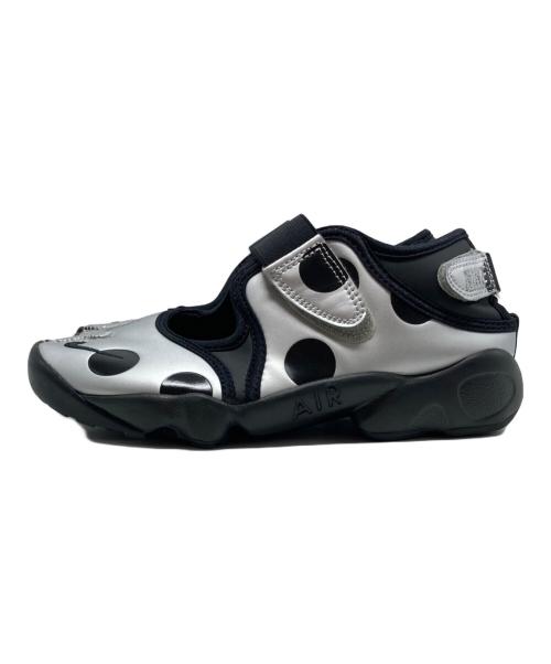 NIKE（ナイキ）NIKE (ナイキ) WMNS AIR RIFT / IR1226-001 シルバー×ブラック サイズ:US7の古着・服飾アイテム