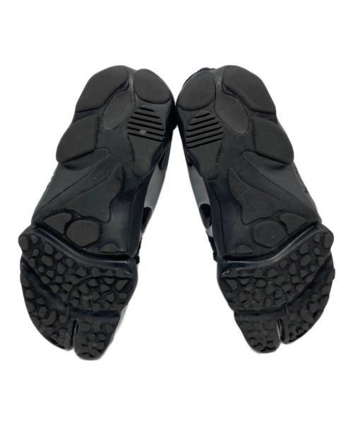 NIKE（ナイキ）NIKE (ナイキ) WMNS AIR RIFT / IR1226-001 シルバー×ブラック サイズ:US7の古着・服飾アイテム
