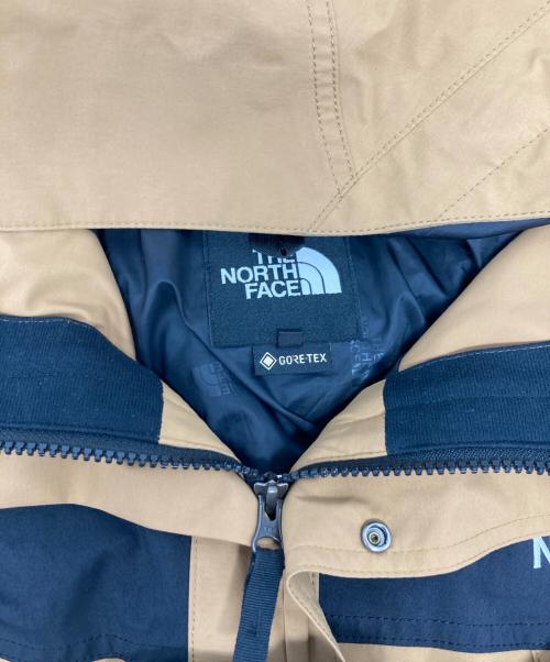 THE NORTH FACE（ザ ノース フェイス）THE NORTH FACE (ザ ノース フェイス) マウンテン ライト ジャケット/NP11834 ベージュ×ブラック サイズ:Mの古着・服飾アイテム