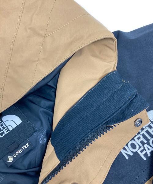 THE NORTH FACE（ザ ノース フェイス）THE NORTH FACE (ザ ノース フェイス) マウンテン ライト ジャケット/NP11834 ベージュ×ブラック サイズ:Mの古着・服飾アイテム