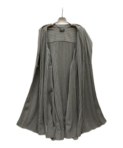 GIORGIO ARMANI（ジョルジオアルマーニ）GIORGIO ARMANI (ジョルジオアルマーニ) ストライプコート グレー サイズ:38の古着・服飾アイテム