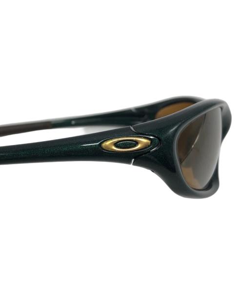 OAKLEY（オークリー）OAKLEY (オークリー) サングラス グリーンの古着・服飾アイテム