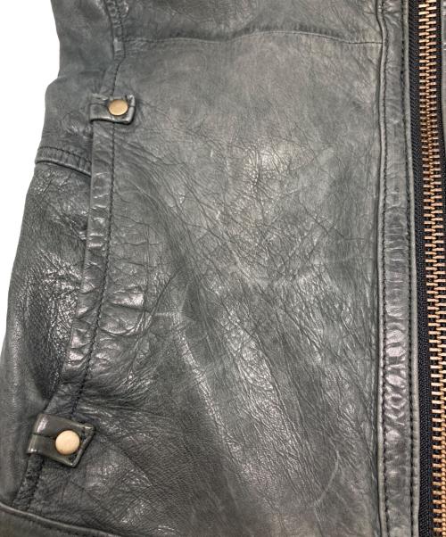 AVIREX（アヴィレックス）AVIREX (アヴィレックス) フライトジャケット グリーン サイズ:Mの古着・服飾アイテム