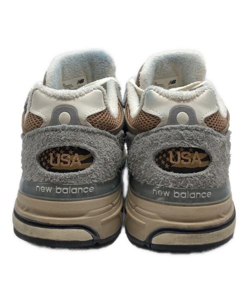 NEW BALANCE（ニューバランス）NEW BALANCE (ニューバランス) ローカットスニーカー/U993GG グレー×ブラウン サイズ:US9の古着・服飾アイテム