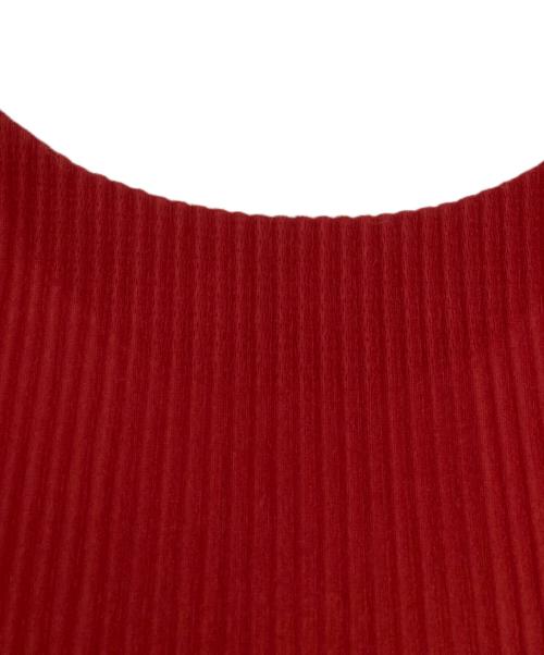 me ISSEY MIYAKE（ミーイッセイ ミヤケ）me ISSEY MIYAKE (ミーイッセイ ミヤケ) プリーツノースリーブワンピース/MI94KH656 レッド サイズ:₋の古着・服飾アイテム