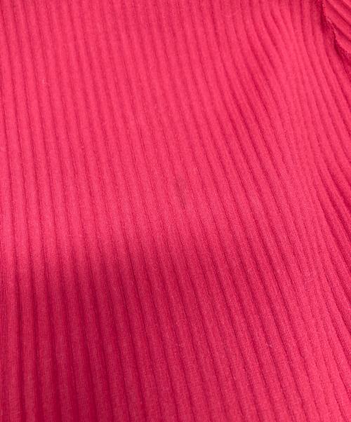 me ISSEY MIYAKE（ミーイッセイ ミヤケ）me ISSEY MIYAKE (ミーイッセイ ミヤケ) プリーツノースリーブワンピース/MI94KH656 レッド サイズ:₋の古着・服飾アイテム
