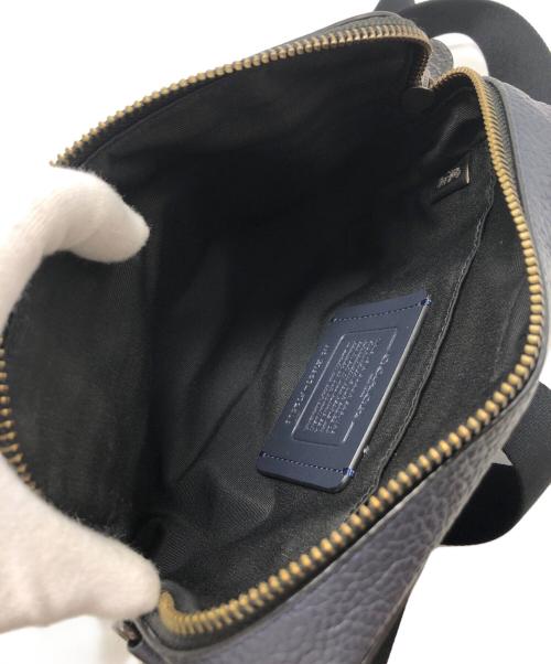 COACH（コーチ）COACH (コーチ) レザーショルダーバッグ ネイビーの古着・服飾アイテム