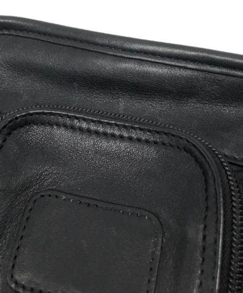 TUMI（トゥミ）TUMI (トゥミ) レザーショルダーバッグ/997D3 ブラック サイズ:₋の古着・服飾アイテム