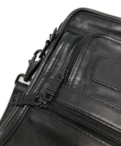 TUMI（トゥミ）TUMI (トゥミ) レザーショルダーバッグ/997D3 ブラック サイズ:₋の古着・服飾アイテム