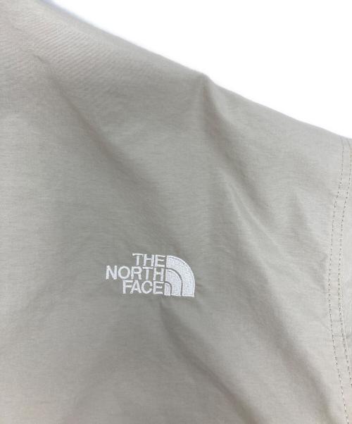THE NORTH FACE（ザ ノース フェイス）THE NORTH FACE (ザ ノース フェイス) Short Compact Jacket/NPW22630 アイボリー サイズ:XLの古着・服飾アイテム