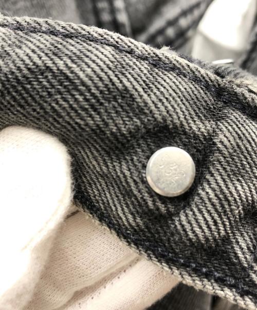 LEVI'S（リーバイス）LEVI'S (リーバイス) デニムパンツ ブラック サイズ:W31の古着・服飾アイテム