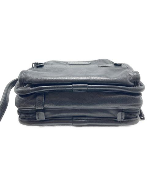 TUMI（トゥミ）TUMI (トゥミ) オーガナイザー レザーセカンドバッグ/92104DH ブラック サイズ:₋の古着・服飾アイテム