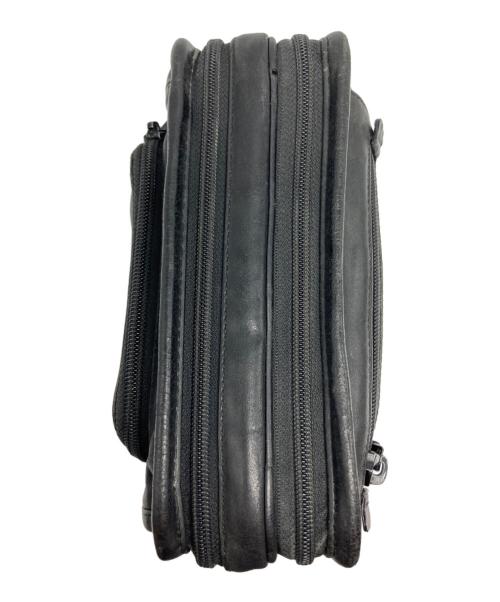 TUMI（トゥミ）TUMI (トゥミ) オーガナイザー レザーセカンドバッグ/92104DH ブラック サイズ:₋の古着・服飾アイテム