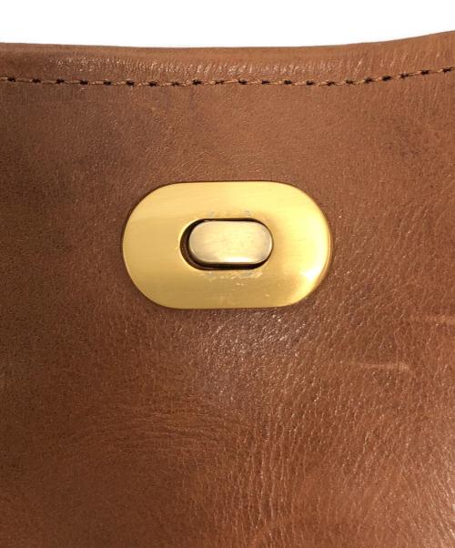 HENDER SCHEME（エンダースキーマ）HENDER SCHEME (エンダースキーマ) Twist bukle bag ブラウンの古着・服飾アイテム