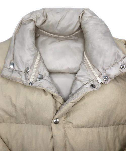 YOKE（ヨーク）YOKE (ヨーク) MULTI DETACHABLE RV DOWN JACKET / YK23FW0529B ベージュ サイズ:2の古着・服飾アイテム