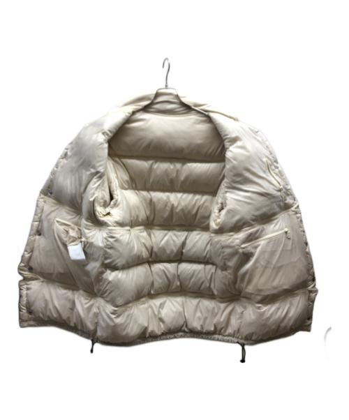 YOKE（ヨーク）YOKE (ヨーク) MULTI DETACHABLE RV DOWN JACKET / YK23FW0529B ベージュ サイズ:2の古着・服飾アイテム