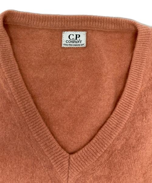 C.P COMPANY（シーピーカンパニー）C.P COMPANY (シーピーカンパニー) Vネックニット オレンジ サイズ:₋の古着・服飾アイテム
