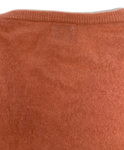 C.P COMPANY（シーピーカンパニー）C.P COMPANY (シーピーカンパニー) Vネックニット オレンジ サイズ:₋の古着・服飾アイテム
