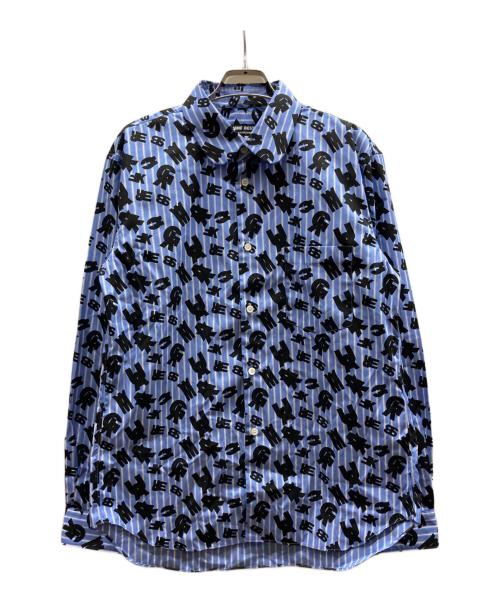 COMME des GARCONS HOMME DEUX（コムデギャルソン オム ドゥ）COMME des GARCONS HOMME DEUX (コムデギャルソン オム ドゥ) Light Blue Stripe Shirt With Layered Letter Print/DR-B040 スカイブルー サイズ:Mの古着・服飾アイテム