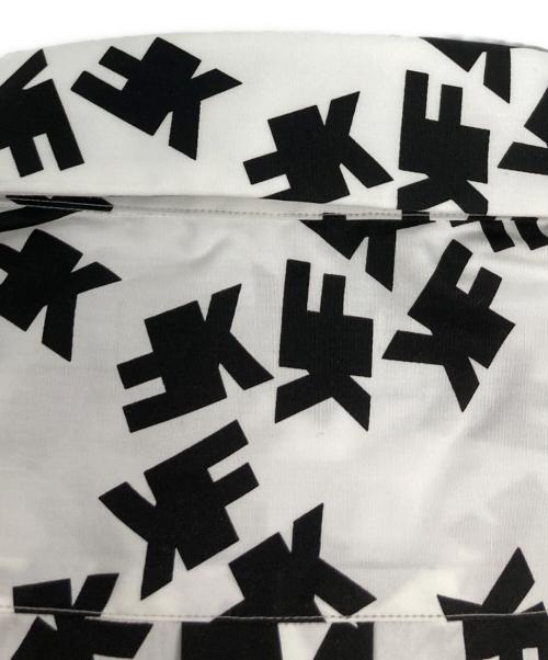 COMME des GARCONS HOMME DEUX（コムデギャルソン オム ドゥ）COMME des GARCONS HOMME DEUX (コムデギャルソン オム ドゥ) 袖切り替え柄シャツ/DR-B041 ブラック×ホワイト×ブルー サイズ:Mの古着・服飾アイテム