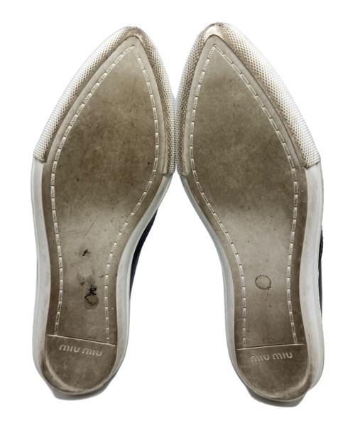 MIU MIU（ミュウミュウ）MIU MIU (ミュウミュウ) ローカットスニーカー ブラック サイズ:361/2の古着・服飾アイテム