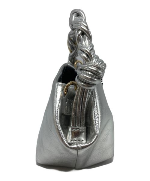 GANNI（ガニー）GANNI (ガニー) Bou Bag Mini Metallic シルバー サイズ:₋の古着・服飾アイテム