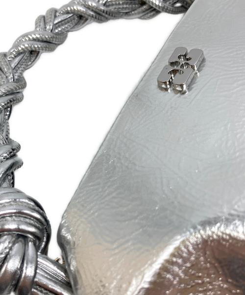 GANNI（ガニー）GANNI (ガニー) Bou Bag Mini Metallic シルバー サイズ:₋の古着・服飾アイテム