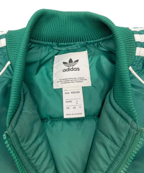 adidas（アディダス）adidas (アディダス) プレミアム カレッジジャケット/HZ0693 グリーン サイズ:Mの古着・服飾アイテム