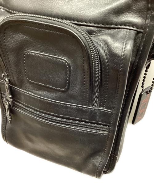 TUMI（トゥミ）TUMI (トゥミ) レザーショルダーバッグ/997D3 ブラック サイズ:-の古着・服飾アイテム