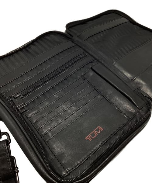 TUMI（トゥミ）TUMI (トゥミ) レザーショルダーバッグ/997D3 ブラック サイズ:-の古着・服飾アイテム