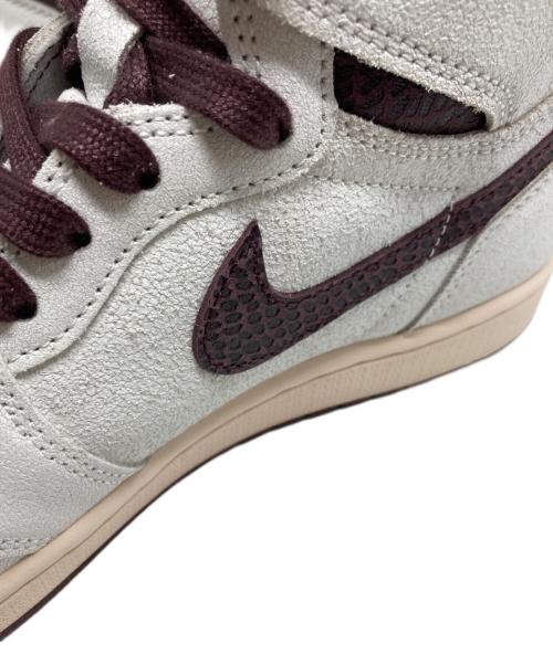 NIKE（ナイキ）NIKE (ナイキ) A Ma Maniere (ア・マ・マニエール) Retro High OG 