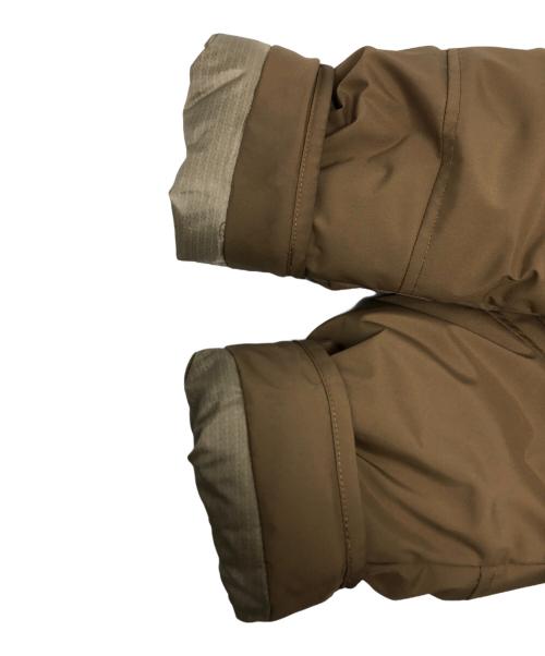 DESCENTE（デサント）DESCENTE (デサント) SHIPS JET BLUE (シップスジェットブルー) ダウンジャケット/D0R-T9875 ベージュ サイズ:Mの古着・服飾アイテム