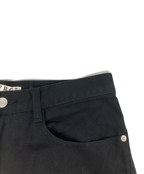 NVRFRGT（ネヴァーフォーゲット）NVRFRGT (ネヴァーフォーゲット) 3D Twisted jeans/EXB2NF231P07 ブラック サイズ:3の古着・服飾アイテム