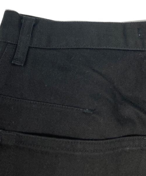 NVRFRGT（ネヴァーフォーゲット）NVRFRGT (ネヴァーフォーゲット) 3D Twisted jeans/EXB2NF231P07 ブラック サイズ:3の古着・服飾アイテム