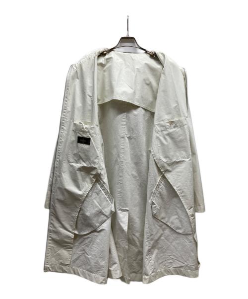 FENDI（フェンディ）FENDI (フェンディ) フーデッドコート/3623 ホワイト サイズ:₋の古着・服飾アイテム