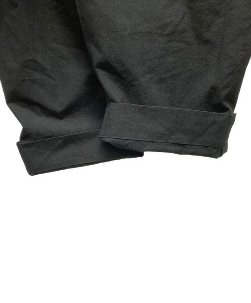 ISSEY MIYAKE（イッセイミヤケ）ISSEY MIYAKE (イッセイミヤケ) タックカーブパンツ / IM77-FF505 ブラック サイズ:2の古着・服飾アイテム