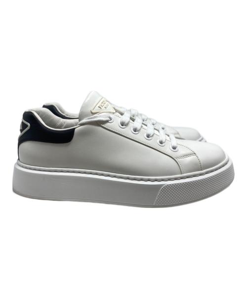 PRADA（プラダ）PRADA (プラダ) トライアングルロゴローカットスニーカー/4E3583 ホワイト サイズ:8の古着・服飾アイテム