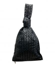 BOTTEGA VENETA（ボッテガベネタ）の古着「イントレチャートツイストハンドバッグ」｜ブラック