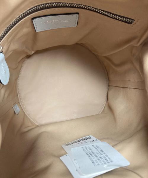 J&M DAVIDSON（ジェイ＆エム デヴィッドソン）J&M DAVIDSON (ジェイ＆エム デヴィッドソン) ミニデイジー ウィズスタッズ ショルダーバッグ/1428N グレー サイズ:₋の古着・服飾アイテム