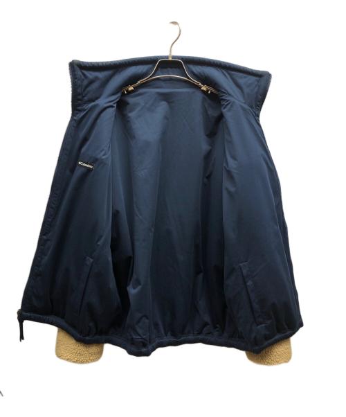 Columbia（コロンビア）Columbia (コロンビア) シカゴアべニューリバーシブルフリースジャケット/PM3437 ベージュ サイズ:Mの古着・服飾アイテム
