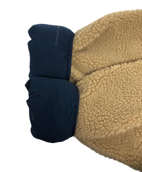 Columbia（コロンビア）Columbia (コロンビア) シカゴアべニューリバーシブルフリースジャケット/PM3437 ベージュ サイズ:Mの古着・服飾アイテム