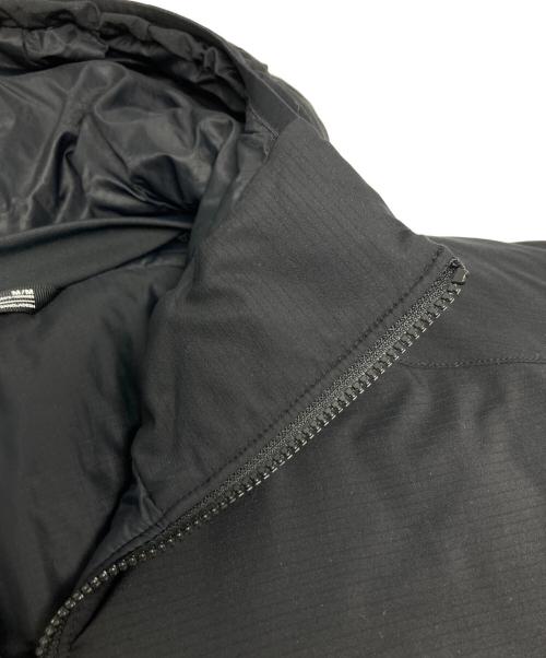 ARC'TERYX（アークテリクス）ARC'TERYX (アークテリクス) ATOM AR HOODY/14648-117557 ブラック サイズ:Mの古着・服飾アイテム