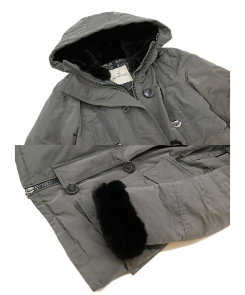 MONCLER（モンクレール）MONCLER (モンクレール) ダウンジャケット グレー サイズ:1表記(Sサイズ相当) GAMBIEの古着・服飾アイテム
