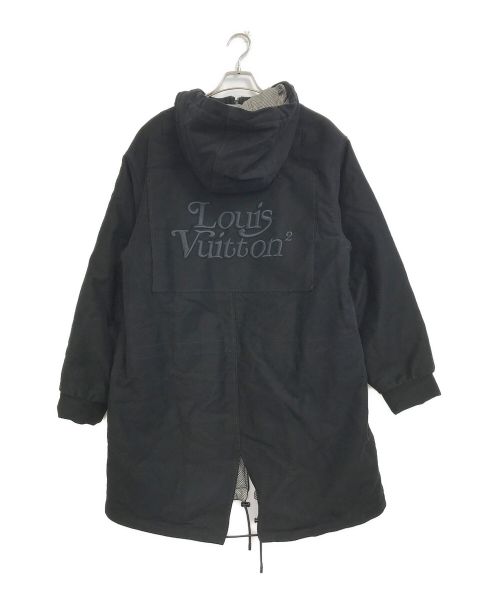 LOUIS VUITTON（ルイ ヴィトン）LOUIS VUITTON (ルイ ヴィトン) エンブロイダリーLVパデッドモールスキンパーカ ブラック サイズ:48の古着・服飾アイテム