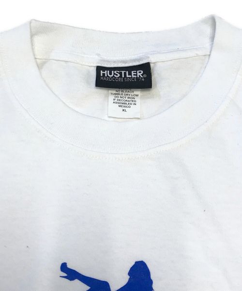 HUSTLER（ハスラー）HUSTLER (ハスラー) マガジンTシャツ ホワイト サイズ:XLの古着・服飾アイテム