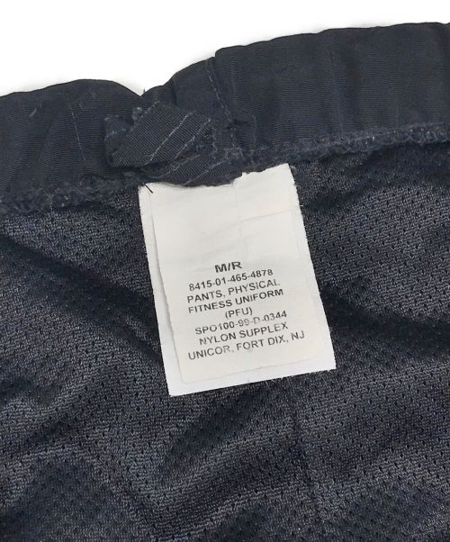 VINTAGE MILITARY（ヴィンテージ ミリタリー）VINTAGE MILITARY (ヴィンテージ ミリタリー) US ARMY トレーニングパンツ ブラック サイズ:M-Rの古着・服飾アイテム