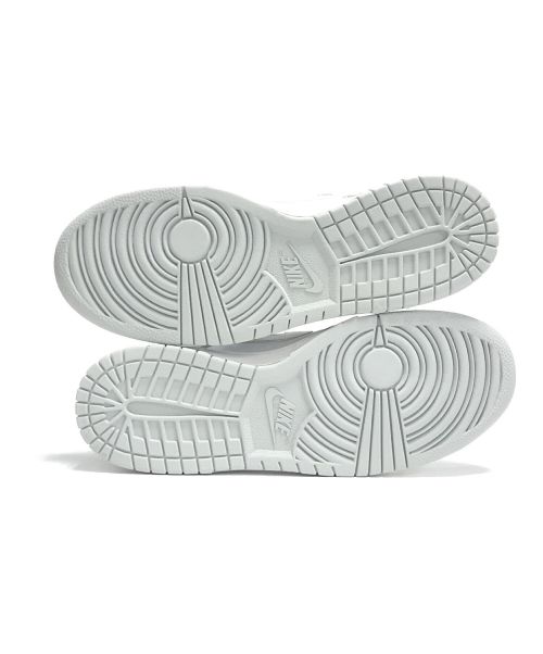 NIKE（ナイキ）NIKE (ナイキ) ローカットスニーカー ホワイト×グレー サイズ:US9/UK8/EUR42.5/27cmの古着・服飾アイテム