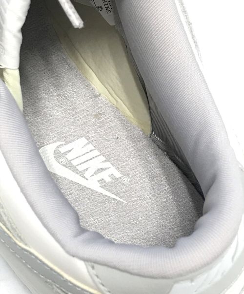 NIKE（ナイキ）NIKE (ナイキ) ローカットスニーカー ホワイト×グレー サイズ:US9/UK8/EUR42.5/27cmの古着・服飾アイテム