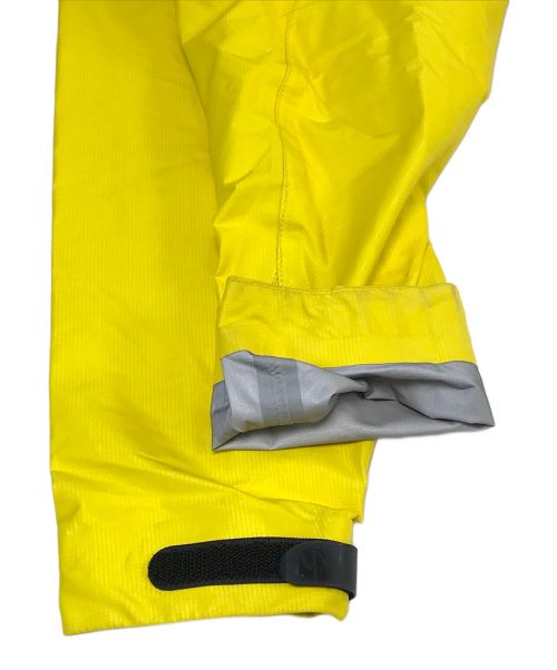 finetrack（ファイントラック）finetrack (ファイントラック) マウンテンパーカー イエロー サイズ:Ｍの古着・服飾アイテム