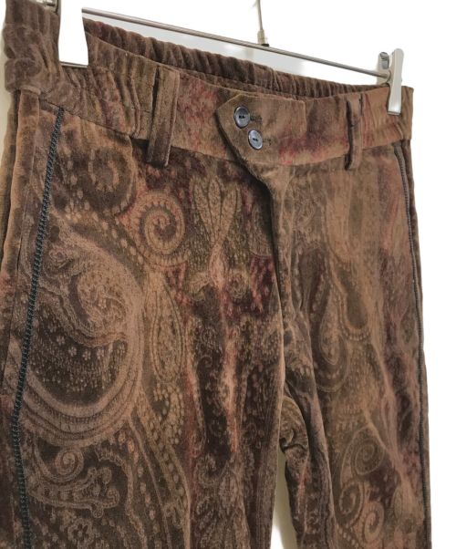 TMT（ティーエムティー）TMT (ティーエムティー) PAISLEY STRETCH-VELOUR TROUSER TMT ブラウン サイズ:Ｓ 未使用品の古着・服飾アイテム